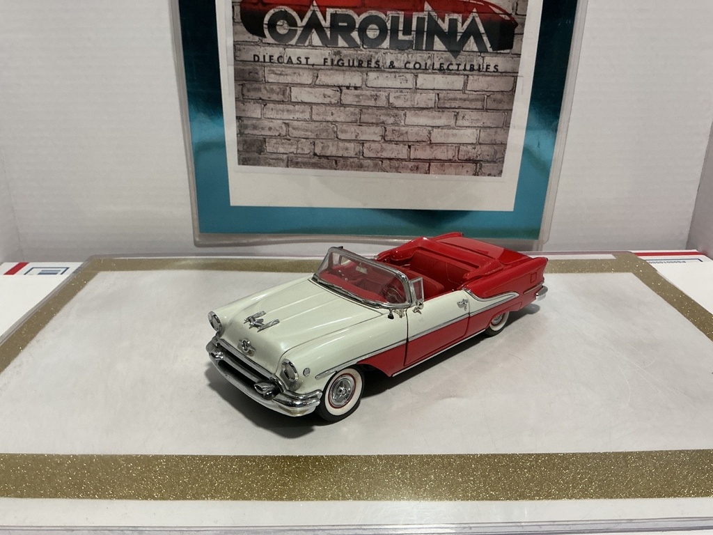 1/24: DANBURY MINT 1955 OLDSMOBILE SUPER EIGHTY-EIGHT CONVERTIBLE image