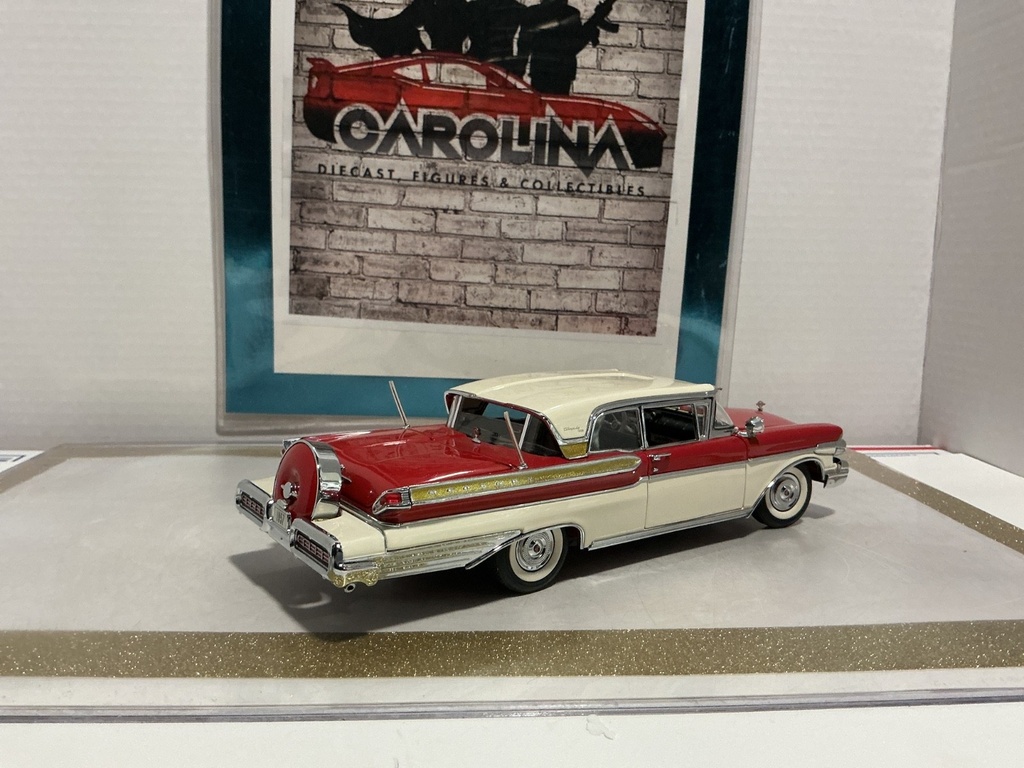 1/24: DANBURY MINT 1957 MERCURY TURNPIKE CRUISER image