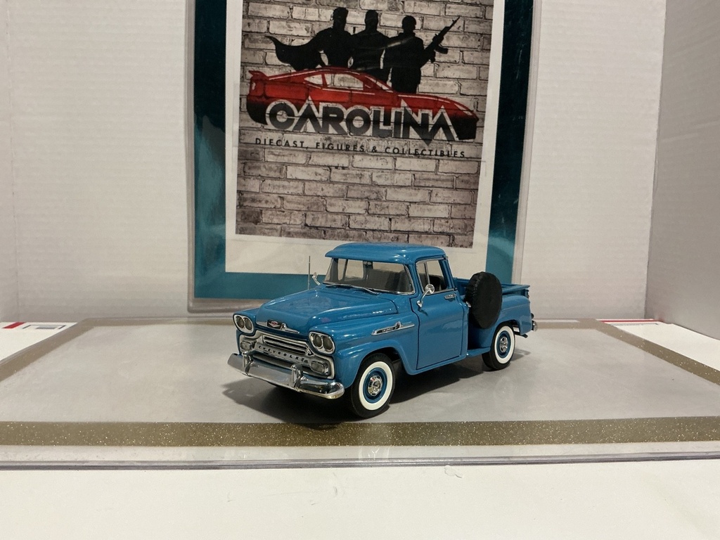 1/24: DANBURY MINT 1958 CHEVROLET APACHE image
