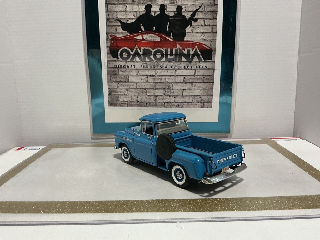 1/24: DANBURY MINT 1958 CHEVROLET APACHE image