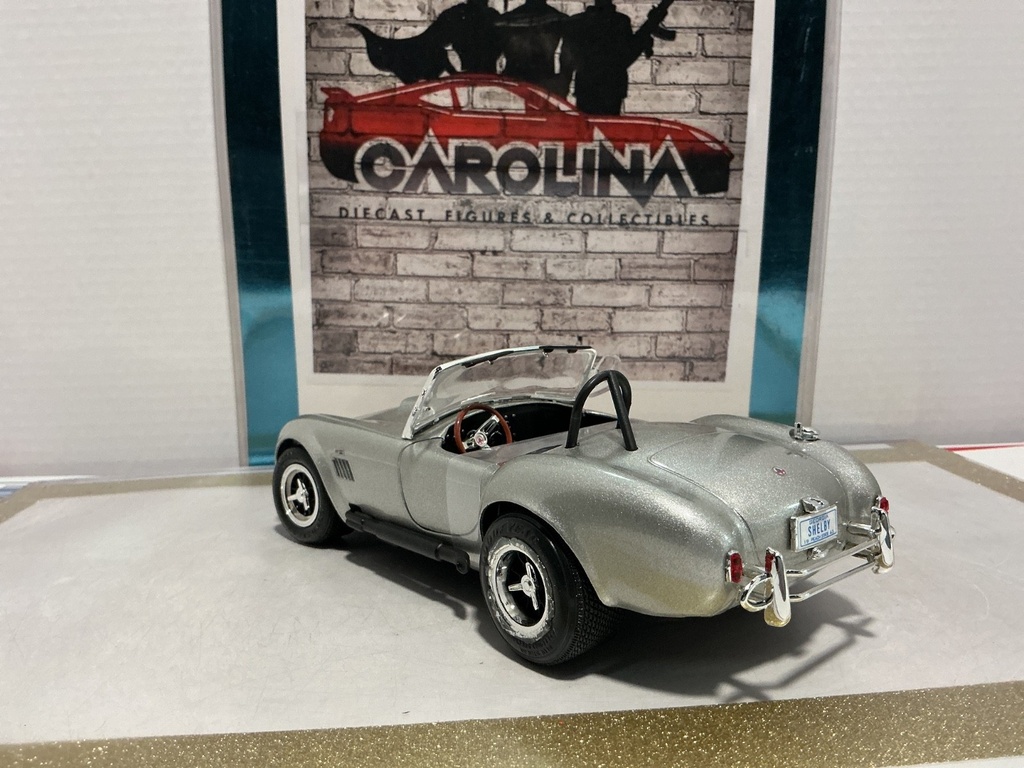 1/18: ERTL 1965 SHELBY COBRA 427 SILVER ON BLACK image
