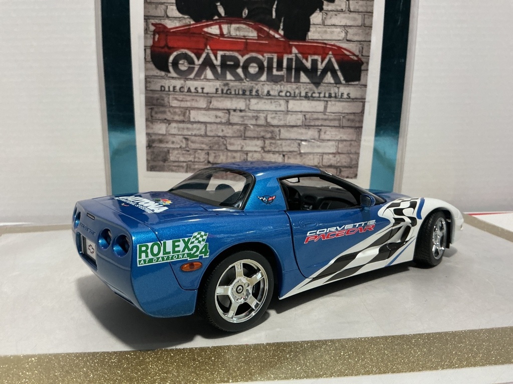 1/18: UT MODEL CHEVY CORVETTE ROLEX *CRACKS IN PAINT* BLUE AND WHITE ON BLACK image