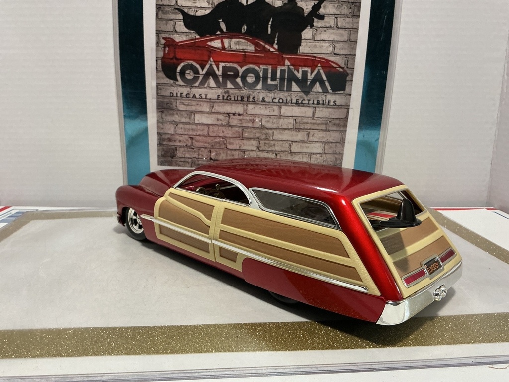 1/18: HOT WHEELS CUSTOM MER WOODY BURGUNDY image