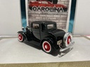 1/18: ROAD SIGNATURE 1932 FORD 3 WINDOW COUPE image