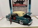1/18: ROAD SIGNATURE 1948 FORD CONVERTIBLE GREEN ON BROWN image