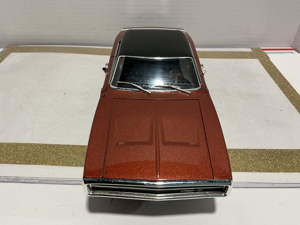 1/18 GREENLIGHT 1970 DODGE CHARGER R/T BROWN ON BLACK GRAVE YARD image