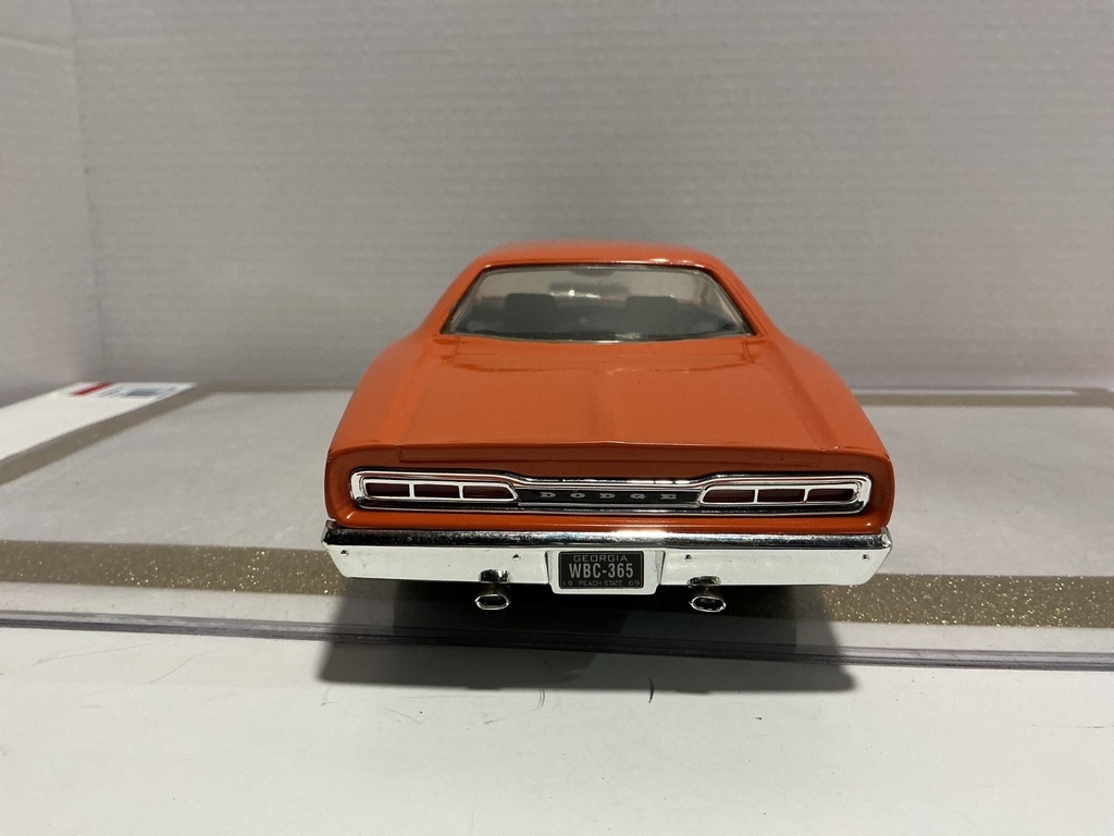 1/18 ERTL 1969 DODGE SUPER BEE ORANGE ON BLACK *NO MIRROR image