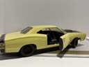 1/18 ERTL 1969 DODGE SUPER BEE YELLOW ON BLACK *NO WIPER image