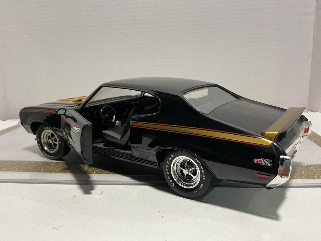 1/18 ERTL 1971 BUICK 65X BLACK/GOLD ON BLACK image