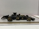 1/18 QUARTZO LOTUS 72 BLACK/GOLD ON BLACK image