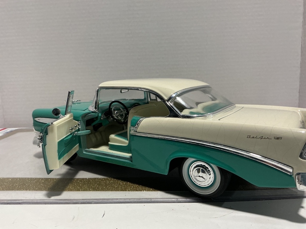 1/18 ROAD TOUGH ‘56 CHEVROLET BEL AIR TEAL ON CREAM *CRACKS IN PAINT image