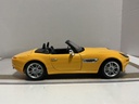 1/18 WELLY BMW Z8 YELLOW ON BLACK image