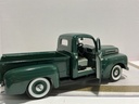 1/18 ROAD LEGENDS 1948 FORD F-1 PICK UP GREEN ON GREEN image