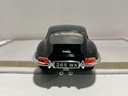1/18 BURAGO JAGUAR “E” 1961 BLACK ON CREAM image