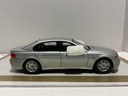 1/18 WELLY BMW 745I SILVER ON BLACK image