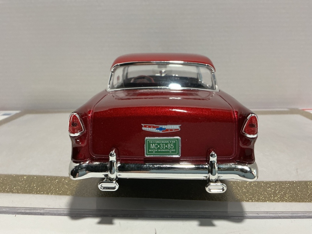 1/18 MOTOR MAX 1955 CHEVROLET BEL AIR RED ON BLACK image