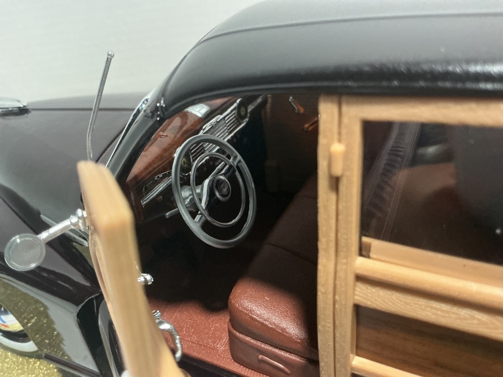 1/18 MAISTO 1948 CHEVY FLEETMASTER WOODY BLACK [LIGHT RASHING] image