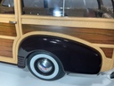 1/18 MAISTO 1948 CHEVY FLEETMASTER WOODY BLACK [LIGHT RASHING] image