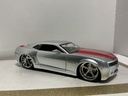 1/18 JADA TOYS 2006 CAMARO CONCEPT SILVER/RED ON RED image
