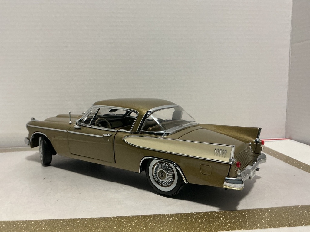 1/18 MOTOR CITY CLASSICS 1957 STUDEBRAKER GOLDEN HAWK GOLD ON GOLD image