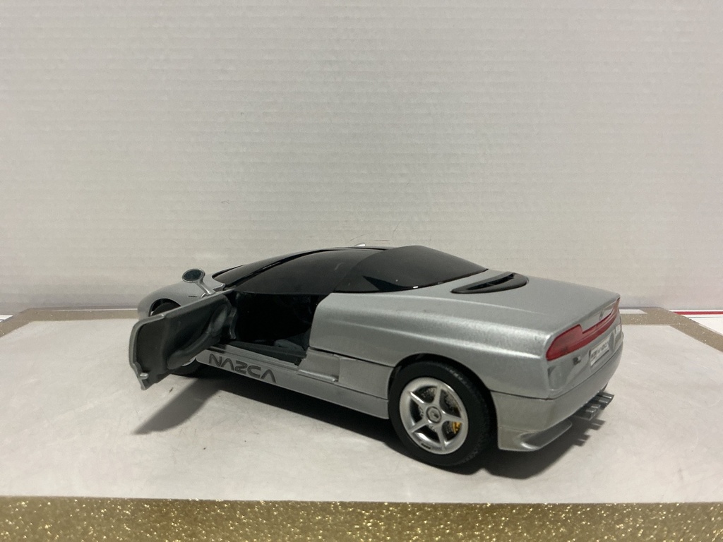 1/18 1996 REVELL NAZCA SILVER ON BLACK image