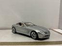 1/18 MAISTO MERCEDES BENZ VISION SLR SILVER ON BROWN image