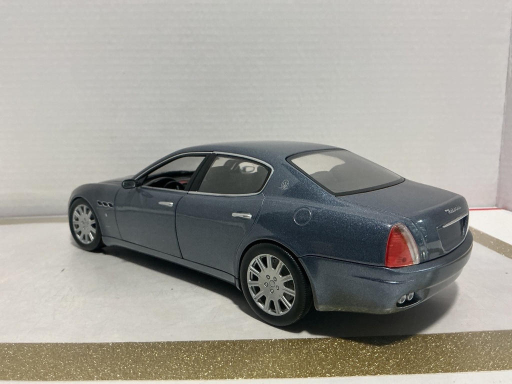 1/18 HOT WHEELS 2003 MATTEL MASERATI QUATTROPORTE image