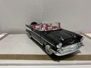1/18 ERTL ‘57 CHEVROLET BEL AIR BLACK ON RED image