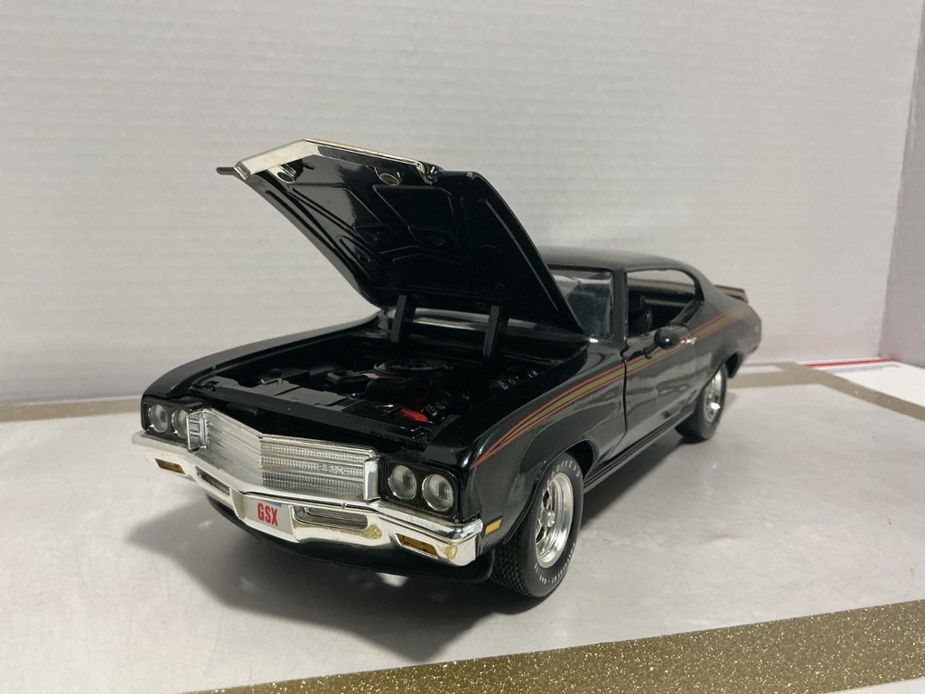 1/18 ERTL 1971 BUICK BLACK/GOLD ON BLACK image