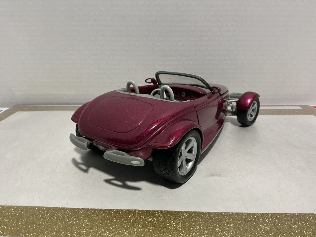 1/18 ERTL PLYMOUTH PROWLER CONCEP VEHICLE PURPLE ON GREY image