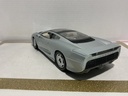 1/18 MAISTO JAGUAR XJ220 SILVER ON CREAM image