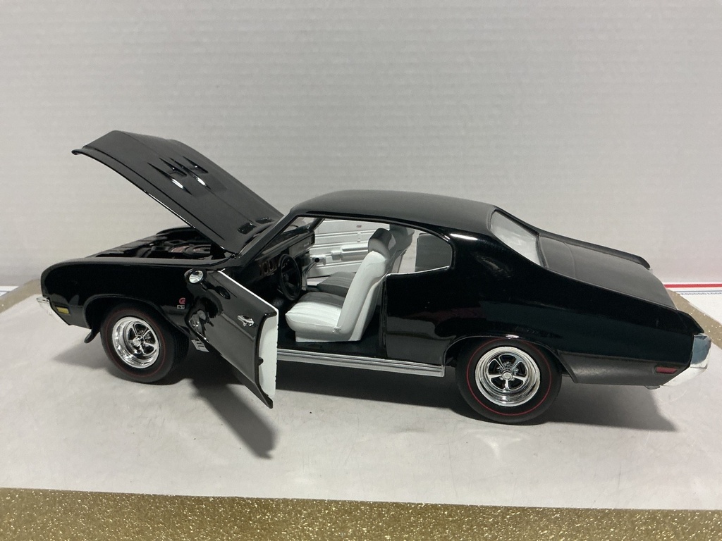 1/18 ERL 1970 BUICK GSX  BLACK ON WHITE image