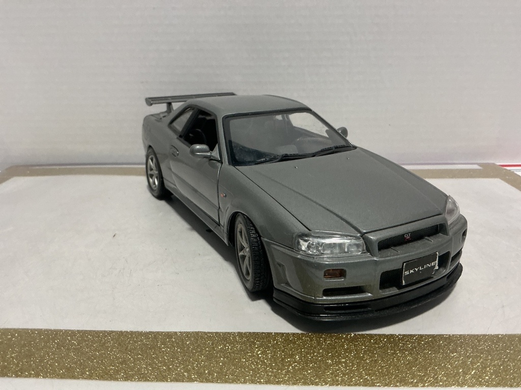 1/18 MOTO MAX NISSAN SKYLINE GTR SILVER ON BLACK image