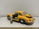 1:18 MAISTO 1961 PORSCHE 356 B YELLOW ON TAN image