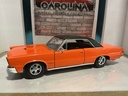 1:18 MAISTO 1965 PONTIAC GTO ORANGE ON BLACK image