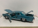 1:18 MAISTO PONTIAC 6TO BLUE ON BLUE (PAINT RUSTING) image