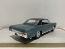 1:18 MAISTO 1965 PONTIAC 6TO BLUE ON BLACK image