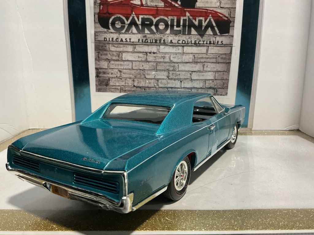 1:18 ERTZ PNTIAC GTO BLUE/GREEN ON BLACK image