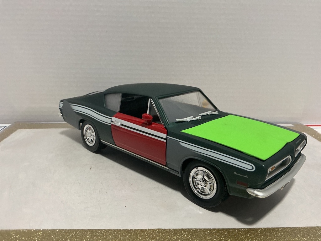 1:18 ERTL 1969 PLYMOUTH BARRACUDA BARN YARD FIND image