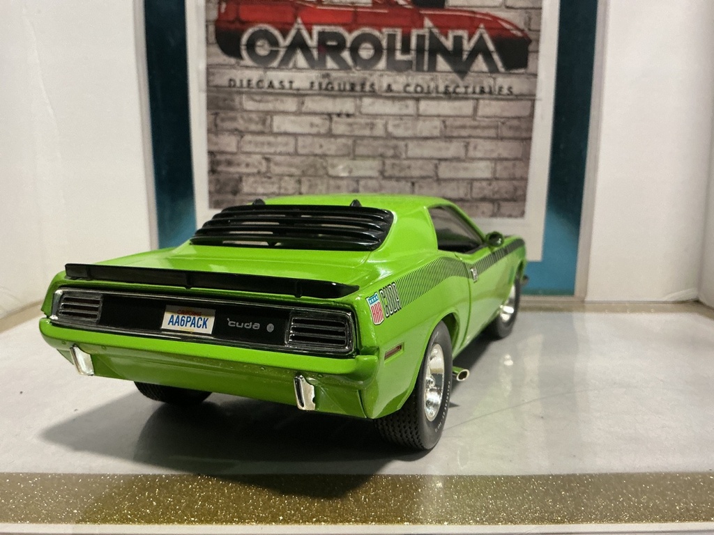 1:18 ERTZ 1970 CUDA LIME ON BLACK image