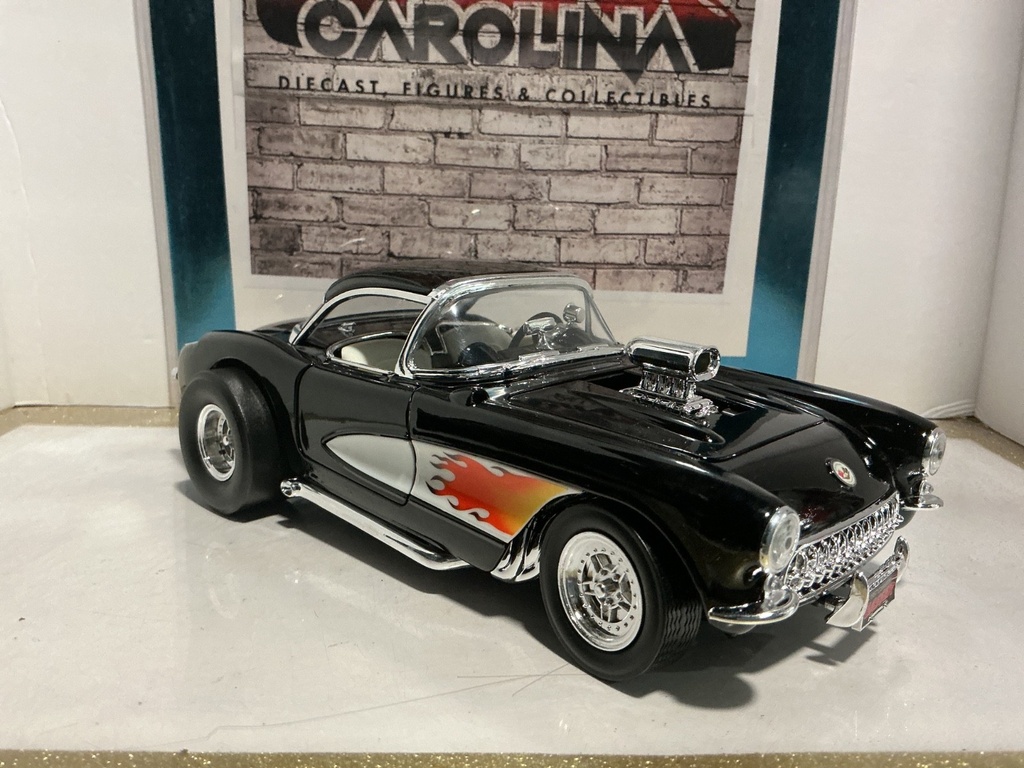 1:18 ROAD LEGENDS 1957 CORVETTE GASSER BLACK ON CREAM image