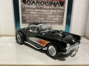 1:18 ROAD LEGENDS 1957 CORVETTE GASSER BLACK ON CREAM image