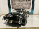 1:18 ROAD. LEGENDS 1957 CORVETTE GASSER BLACK ON WHITE image
