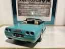 1:18 MAISTO 1992 CORVETTE BLUE ON TAN image