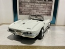 1:18 ERTL 1967 CORVETTE (NO MIRROR) WHITE ON BLACK image