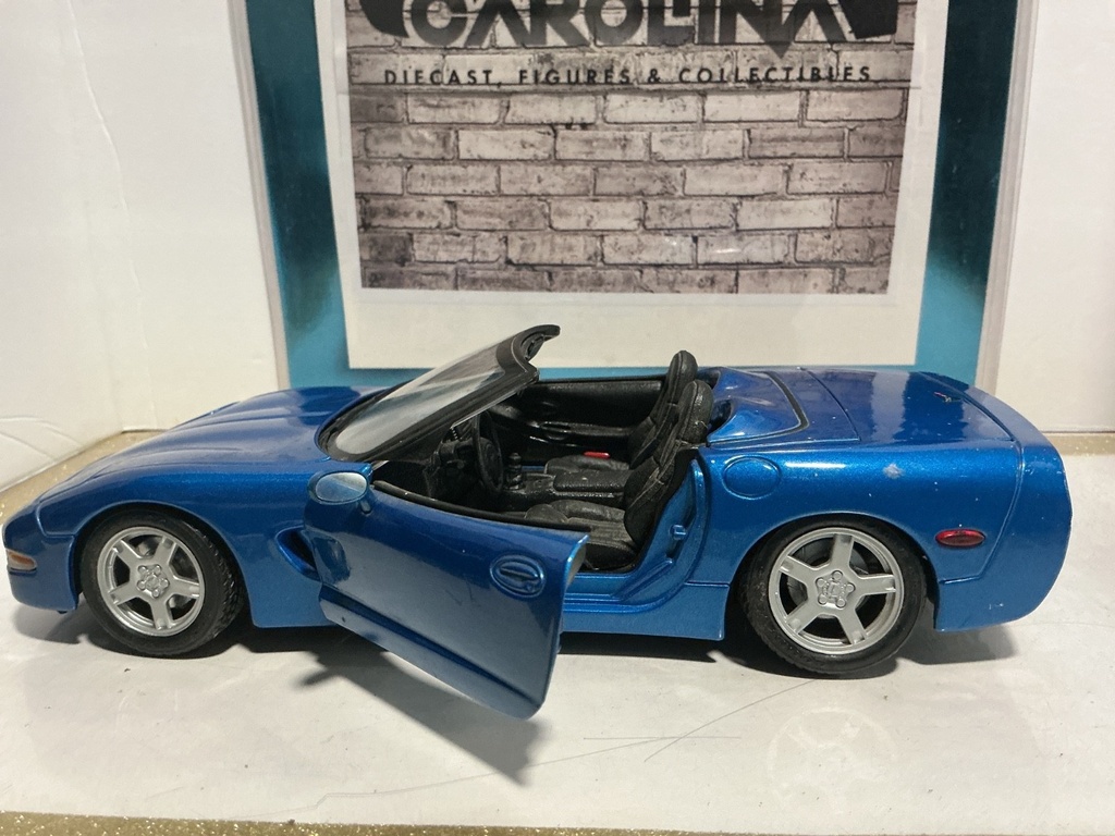 1:18 MAISTO - 1998 CORVETTE BLUE ON BLACK image