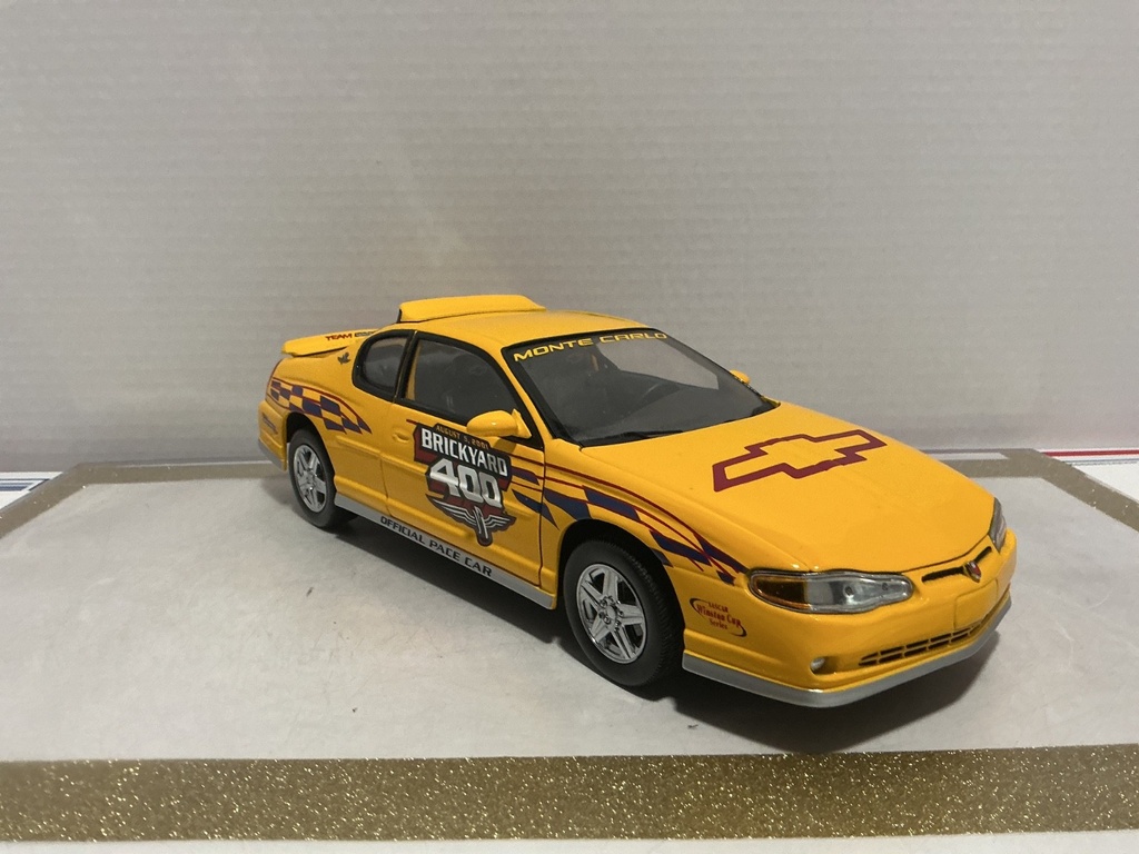 1:18 SUN STAR MONTE CARLO BRICKYARD 400  [NO BOX] image