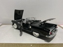 1:18 ROAD SIGNATURE THUNDERBIRD BLACK / TAN [BROKEN WINDSHEILD]  [NO BOX] image
