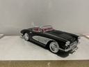 1:18 MOTORMAX 1958 CORVETTE [BROKEN ANTENNA / DRIVER SIDE DOOR ISSUE]  [NO BOX] image