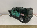 1:18 MAISTO HUMMER H2 INCREDIBLE HULK COVER [NO BOX] image
